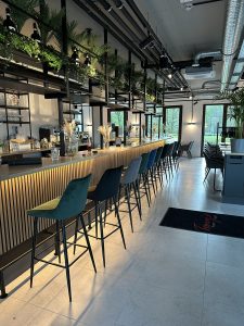 Tony's Pizzeria Airport Innenansicht